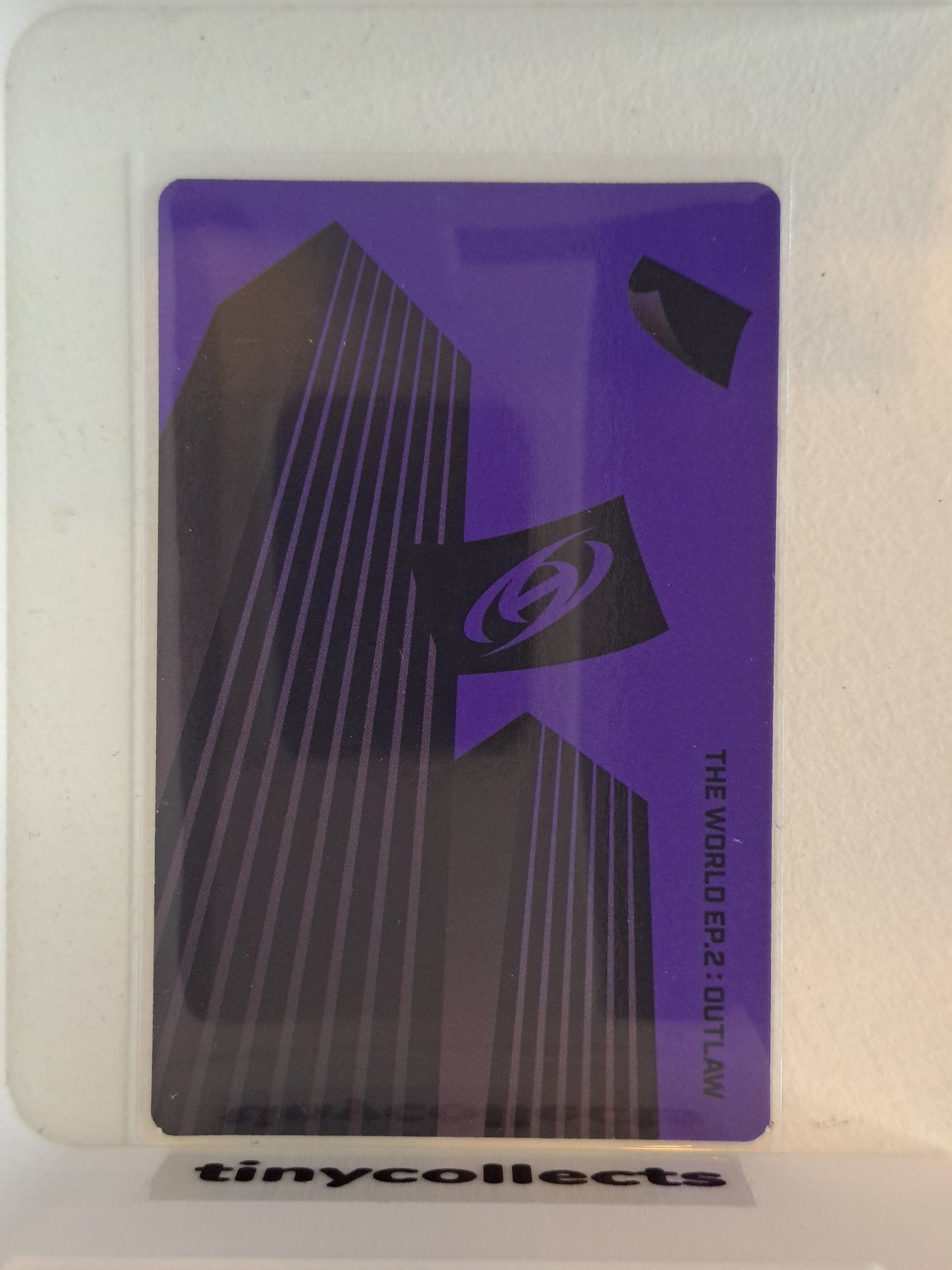 Jongho Album incl. D ver. 1 The World Ep. 2: Outlaw