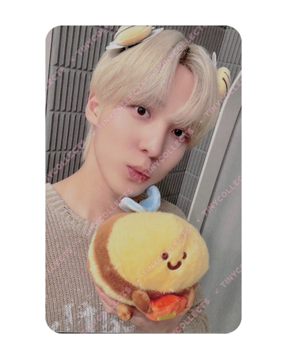 Yunho NY Music Lucky Draw 1.1 Honeybee ver. Golden Hour part 5 ATEEZ