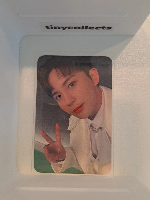 Jongho Everline pop-up pob The World Ep 1: Movement ATEEZ