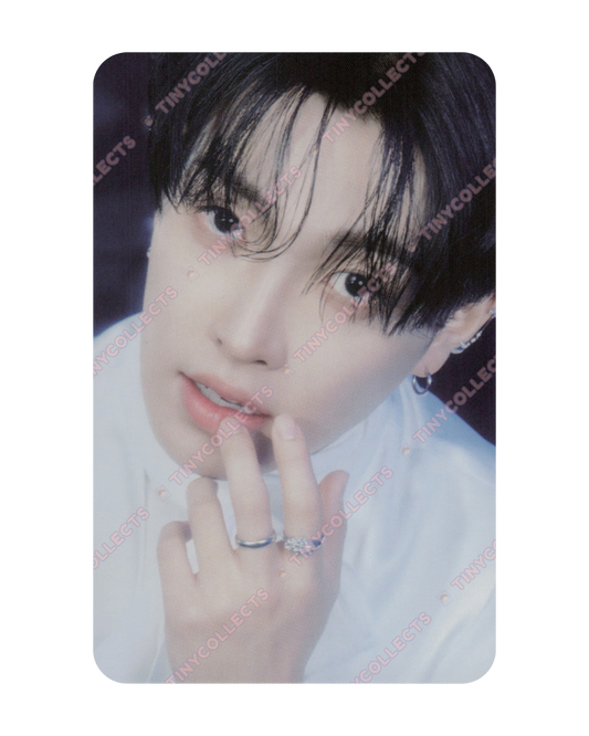 Hongjoong Trading Card 3 Aniteez in Deja Vu ATEEZ