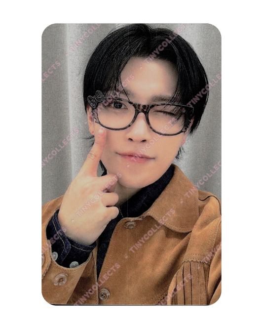 Hongjoong JJMuze Lucky Draw Smarteez ver. Golden Hour part 4 ATEEZ