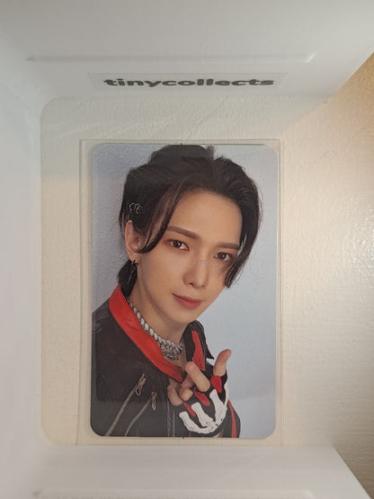 Yeosang Minirecord 4.0 The World Ep. 2: Outlaw ATEEZ