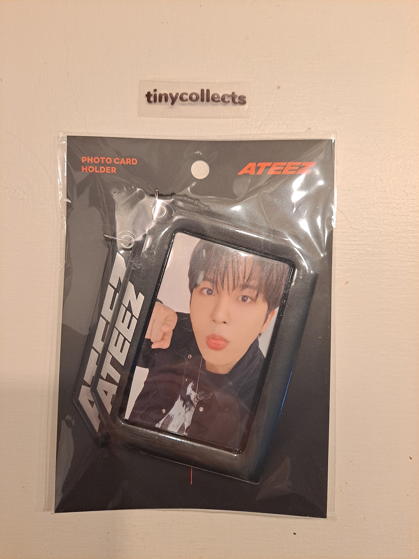 Jongho Photocard Holder Keyring merch Line Friends pop-up Golden Hour part 3