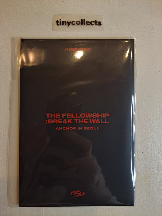 Yeosang Photo Set Break The Wall - Anchor tour merch ATEEZ