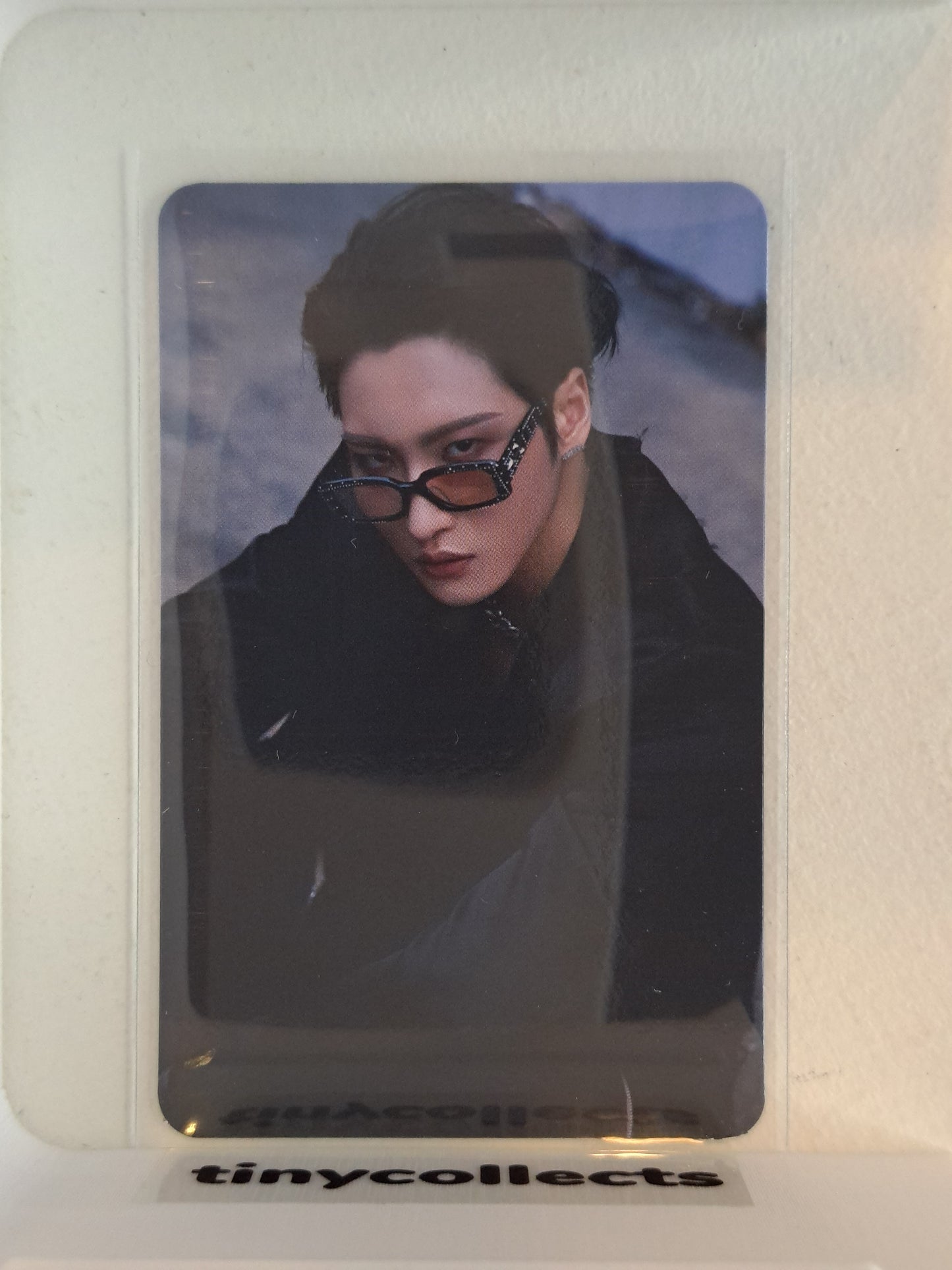 Seonghwa Platform incl. Image card full set The World Ep. 2: Outlaw