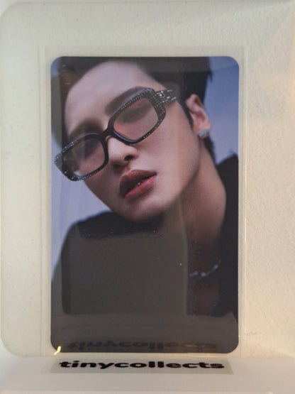 Seonghwa Platform incl. Image card full set The World Ep. 2: Outlaw