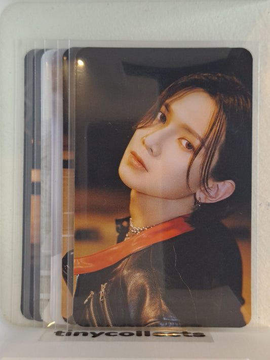 Yeosang Platform incl. Image card full set The World Ep. 2: Outlaw