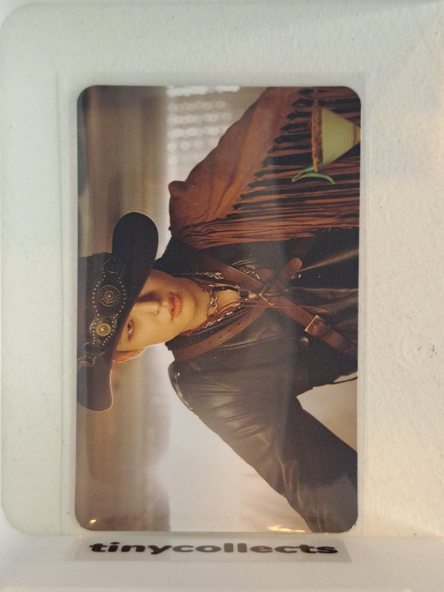 Mingi Platform incl. Image card full set The World Ep. 2: Outlaw