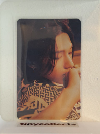 Wooyoung Platform incl. Image card full set The World Ep. 2: Outlaw