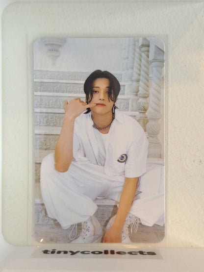 Wooyoung Platform incl. Image card full set The World Ep. 2: Outlaw