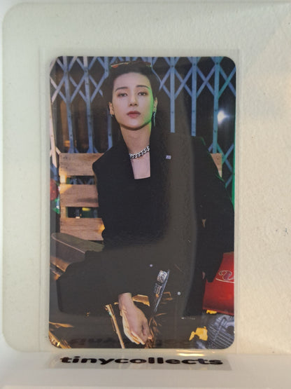 Wooyoung Platform incl. Image card full set The World Ep. 2: Outlaw
