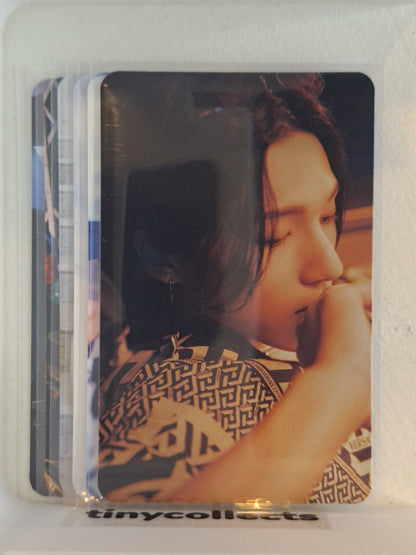 Wooyoung Platform incl. Image card full set The World Ep. 2: Outlaw