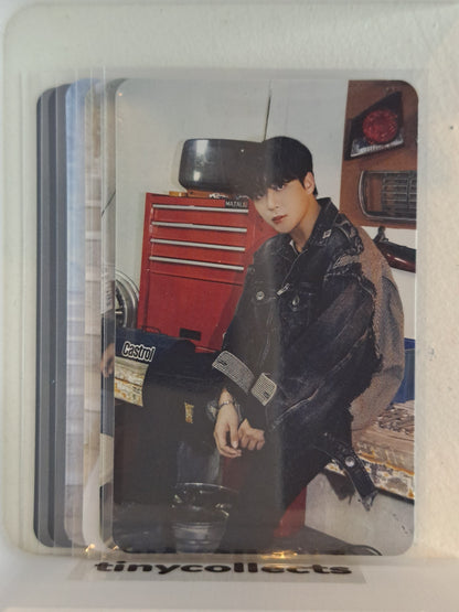 Jongho Platform incl. Image card full set The World Ep. 2: Outlaw
