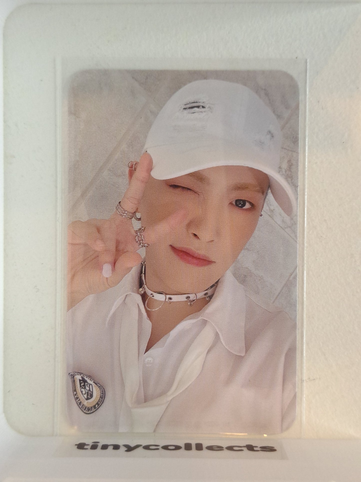 Hongjoong Platform incl. photocard 3 ver. 2 The World Ep. 2: Outlaw