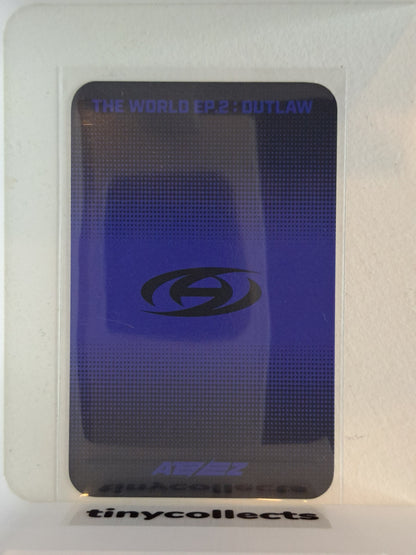 Yunho Platform incl. photocard 2 ver. 2 The World Ep. 2: Outlaw