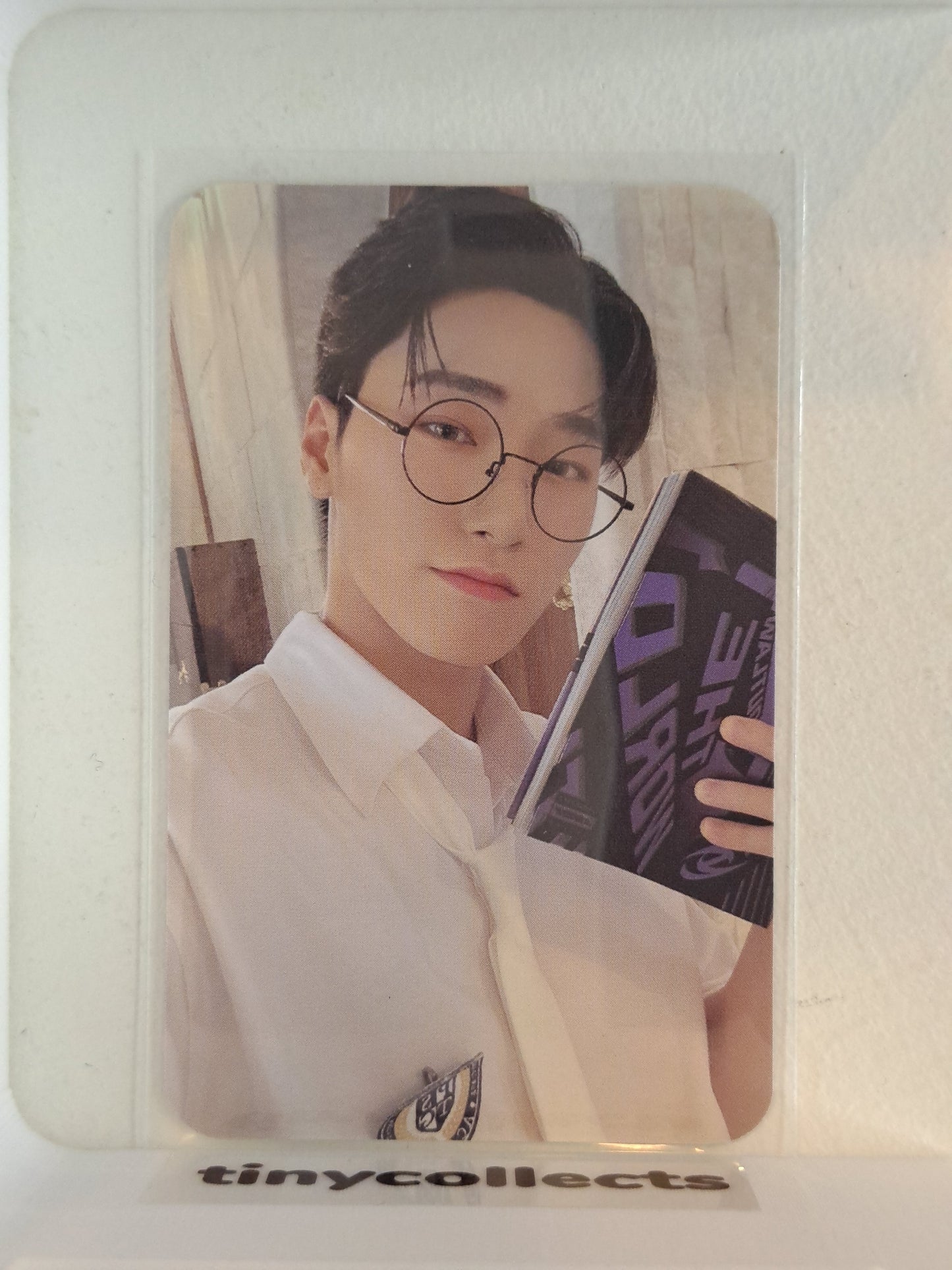 San Platform incl. photocard 2 ver. 1 The World Ep. 2: Outlaw