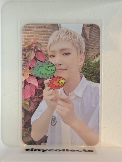 Mingi Platform incl. photocard 2 ver. 2 The World Ep. 2: Outlaw