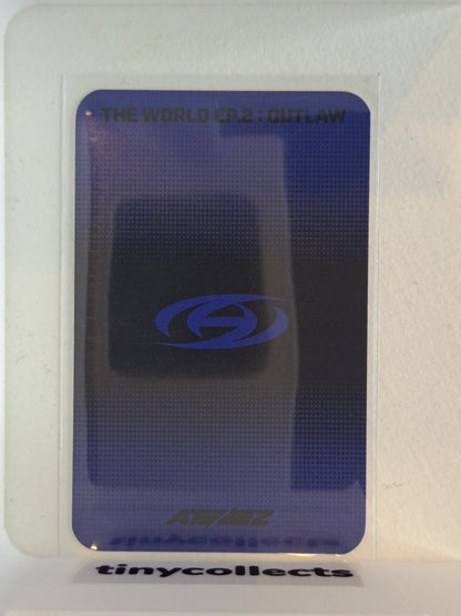 Mingi Platform incl. photocard 3 ver. 2 The World Ep. 2: Outlaw