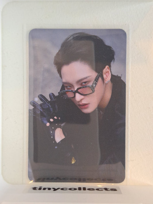 Seonghwa Platform incl. QR ver. 1 The World Ep. 2: Outlaw