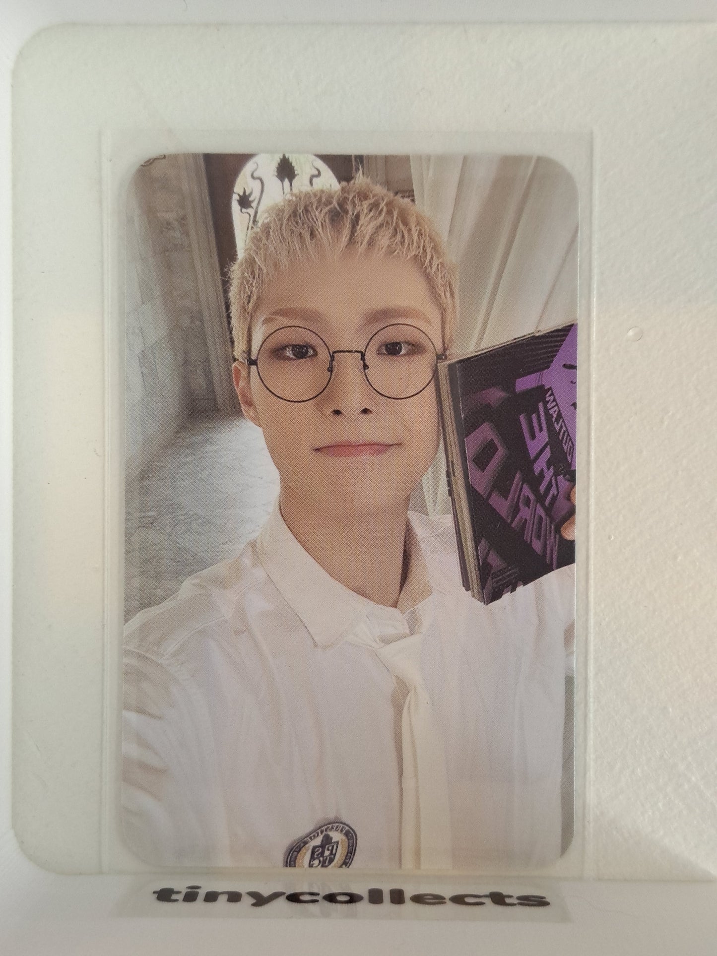 Mingi Platform incl. photocard 2 ver. 1 The World Ep. 2: Outlaw