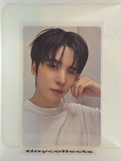 Yunho Poca incl. Photocard ver. 1 Golden Hour part 3