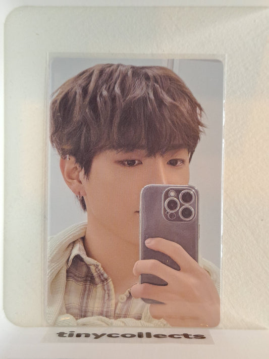 Hongjoong IYF limited incl. Photocard ver. 4 Golden Hour part 3 ATEEZ