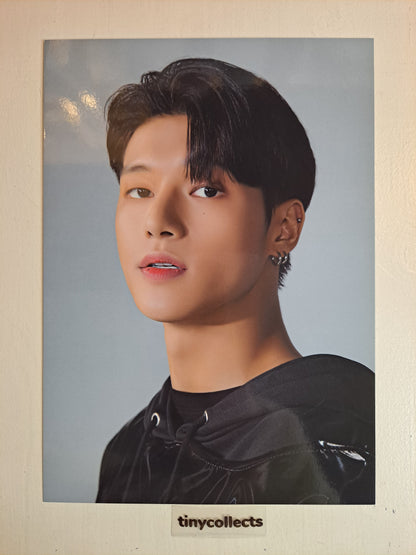 Wooyoung Poster set The Fellowship: Break the Wall Tour MD ATEEZ