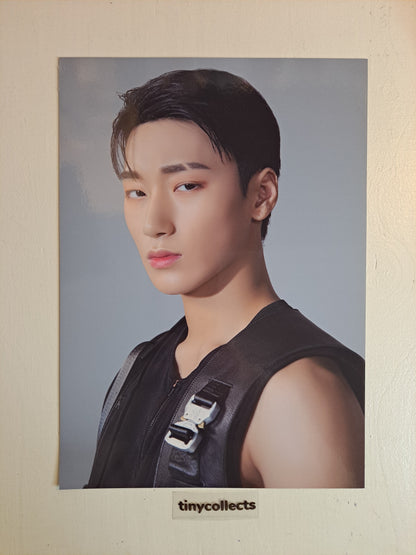 San Poster set The Fellowship: Break the Wall Tour MD ATEEZ