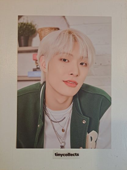 Mingi Poster set Atiny's Voyage: From A to Z MD ATEEZ