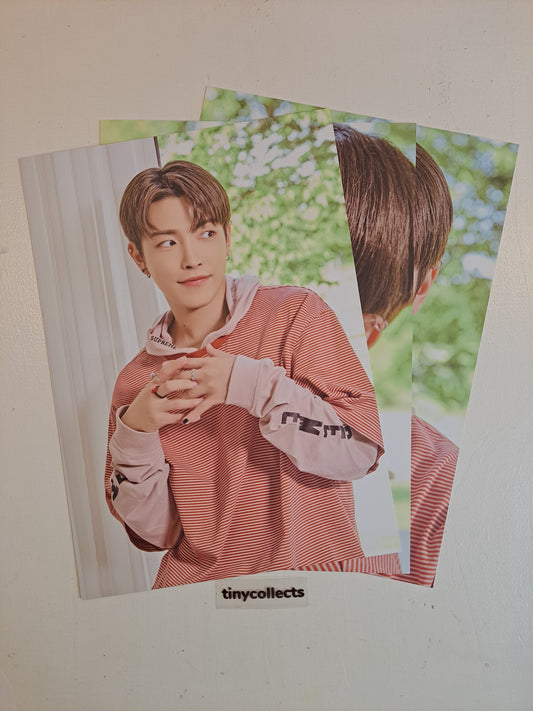 Hongjoong Poster set Atiny's Voyage: From A to Z MD ATEEZ
