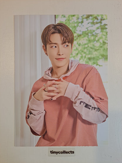 Hongjoong Poster set Atiny's Voyage: From A to Z MD ATEEZ