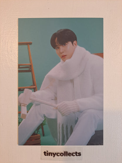 Jongho Postcard set Winter Special MD: Snowman Factory ATEEZ