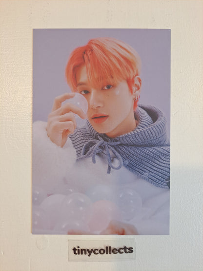 Wooyoung Postcard set Winter Special MD: Snowman Factory ATEEZ