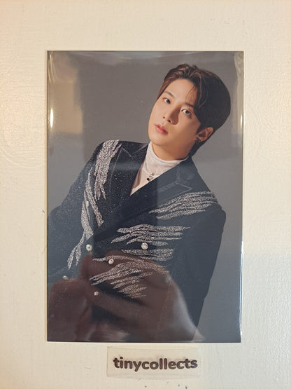 Jongho Photo set incl. The Fellowship: Beginning of the End Tour MD ATEEZ