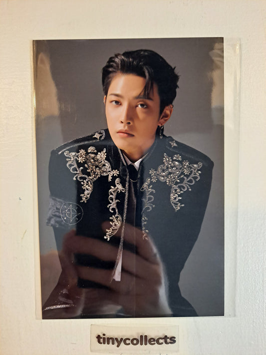 Hongjoong Photo set incl. The Fellowship: Beginning of the End Tour MD ATEEZ