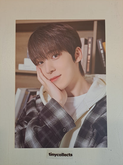 Yunho Poster set Atiny's Voyage: From A to Z MD ATEEZ