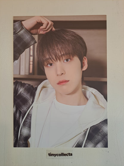 Yunho Poster set Atiny's Voyage: From A to Z MD ATEEZ