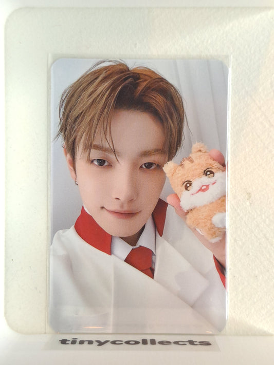 Hongjoong Trading Card 1 Aniteez in the Calling ATEEZ
