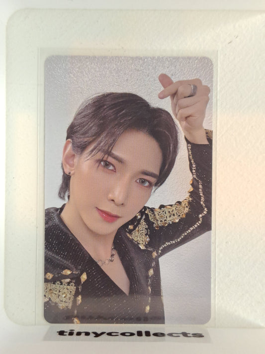 Yeosang DVD incl. The Fellowship: Break The Wall in Seoul Tour ATEEZ