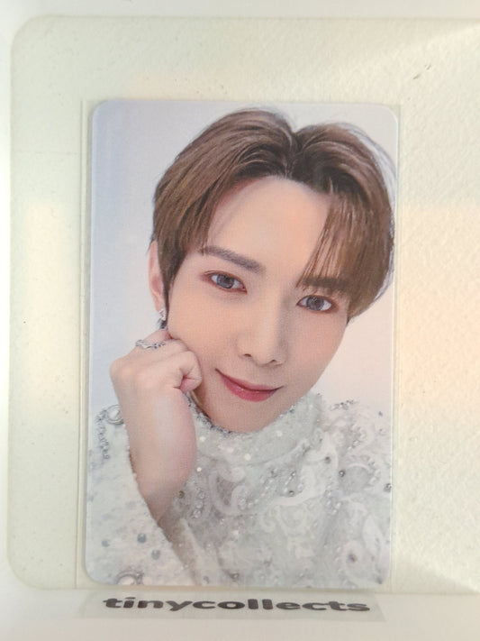Yeosang Atiny Zone Towards The Light in Seoul tour ATEEZ