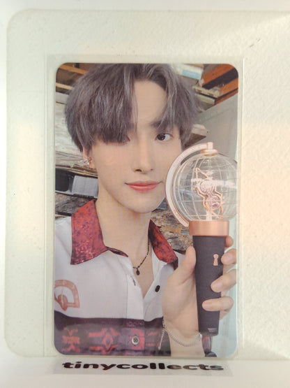 Seonghwa Lightstick Case incl. Official Merch ATEEZ