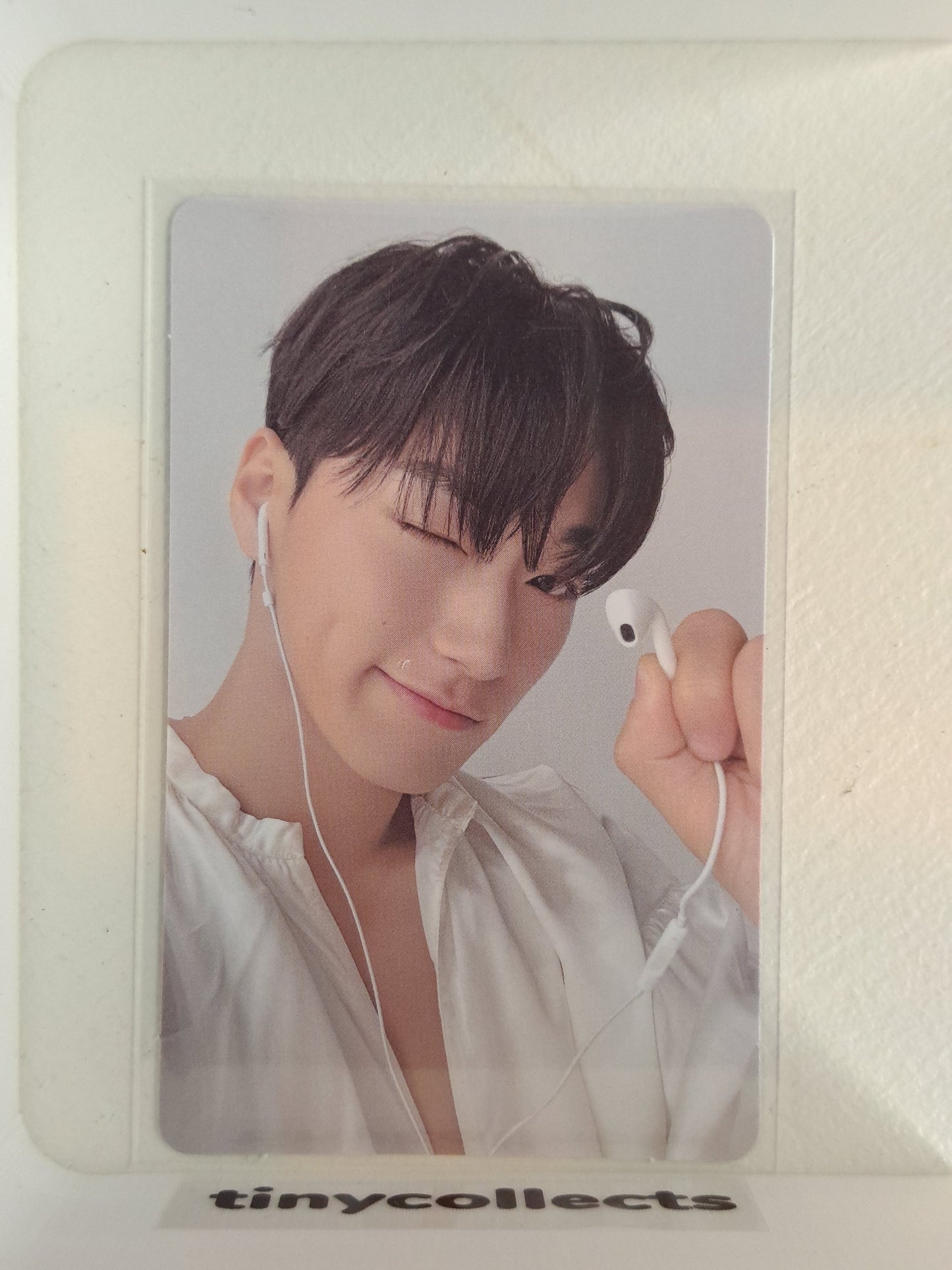 San Trading card 2 In Your Fantasy tour merch