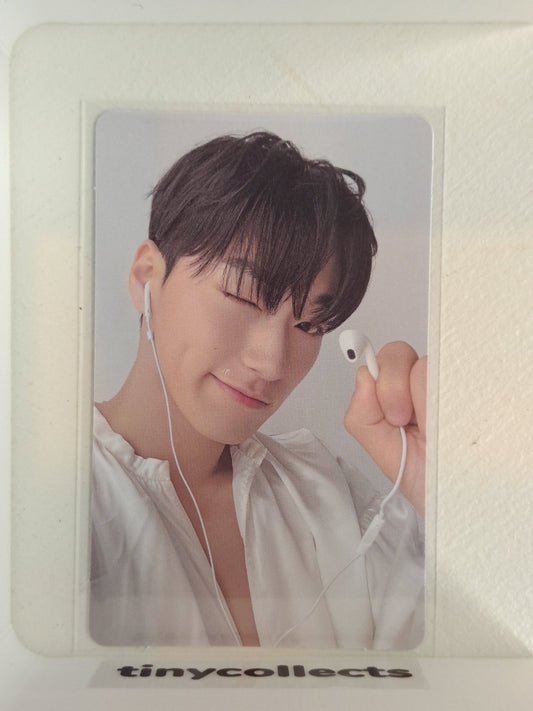 San Trading card 2 In Your Fantasy tour merch