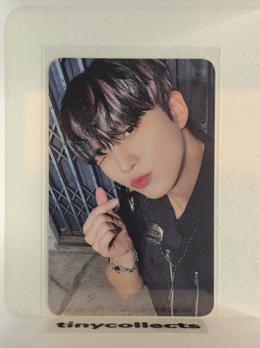 Jongho Everline pop-up Stamp Rally Outlaw ATEEZ