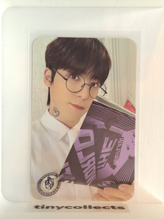 Yunho Platform incl. photocard 2 ver. 1 The World Ep. 2: Outlaw