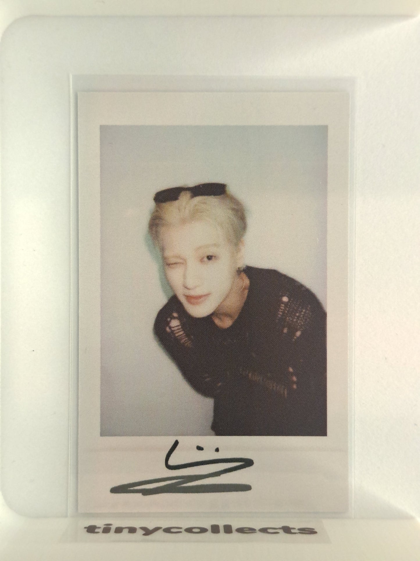 Wooyoung OffiK cafe/Apple Music polaroid Golden Hour part 3