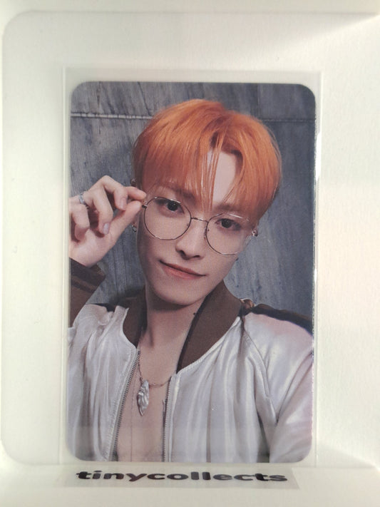 Hongjoong Soundwave 2.0 안경 ver. fansign benefit Golden Hour Part.1 ATEEZ