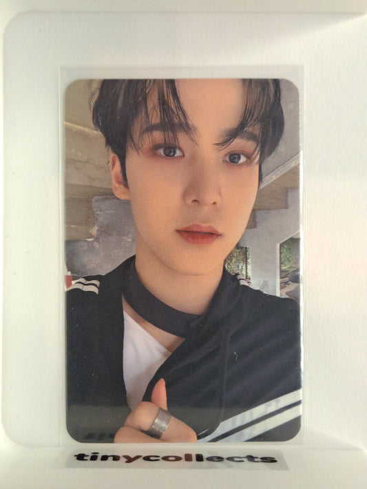 Yunho Wonderwall 1.0 fansign benefit Spin Off: From The Witness ATEEZ