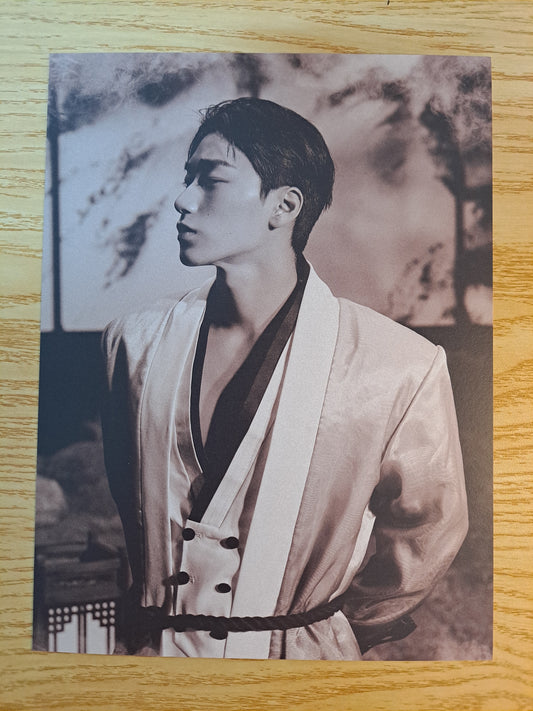 San Mini Poster incl. Soundwave Pop-up merch Golden Hour part 4 ATEEZ