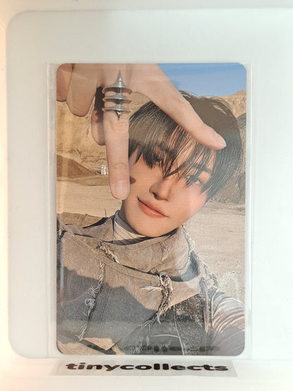 Seonghwa PVC Photocard Holder Soundwave Pop-up merch Golden Hour part 4 ATEEZ